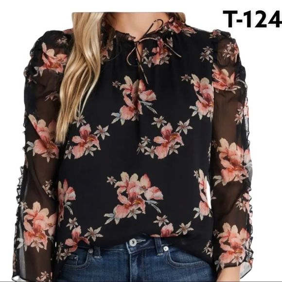 CeCe Tops - NWOT CeCe Floral Print Top